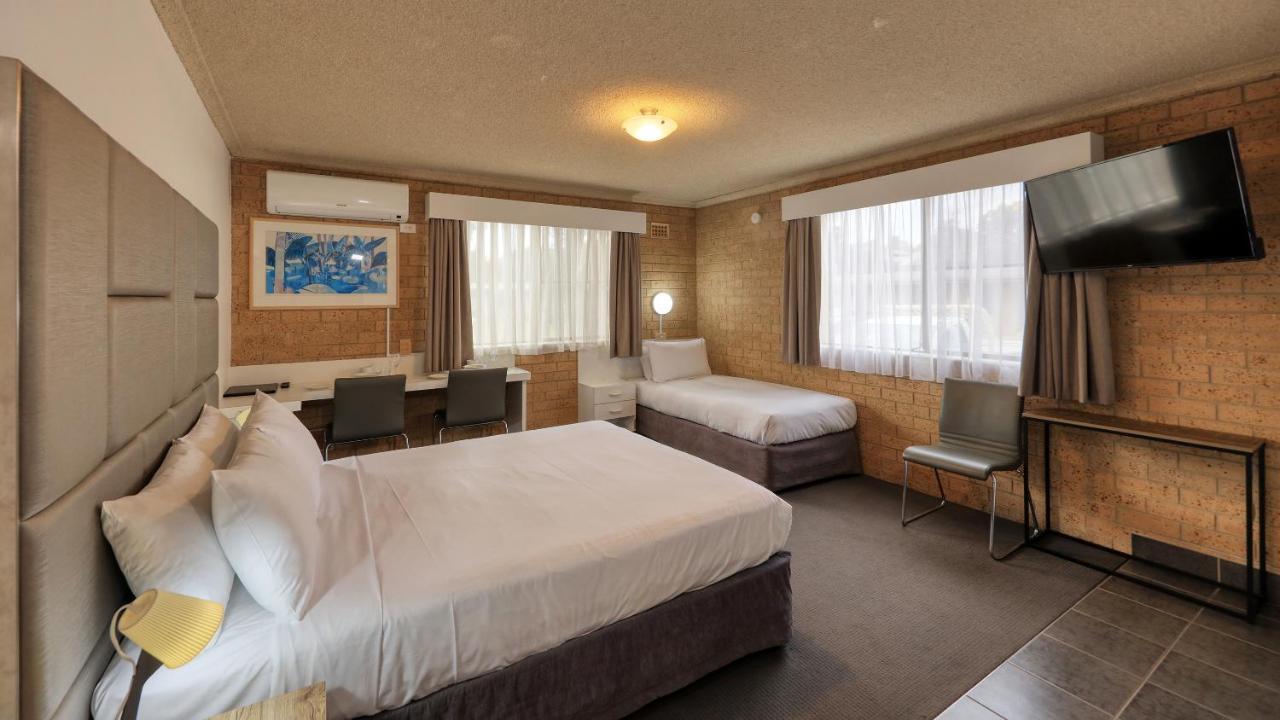Hamilton Hume Motor Inn Yass Εξωτερικό φωτογραφία