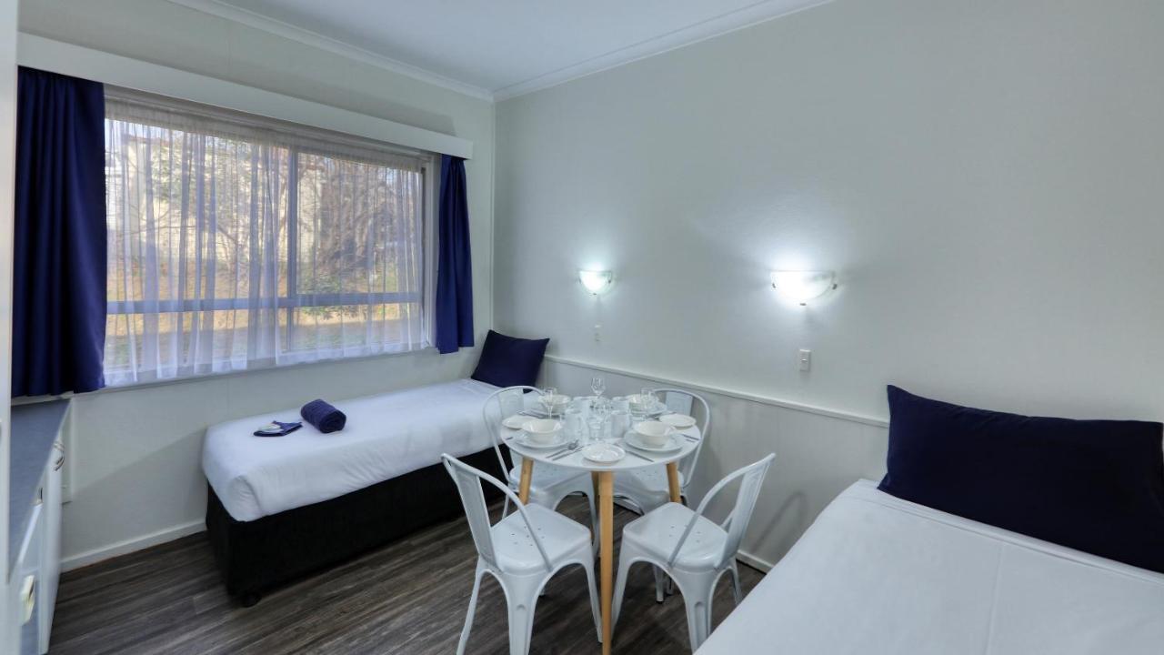 Hamilton Hume Motor Inn Yass Εξωτερικό φωτογραφία