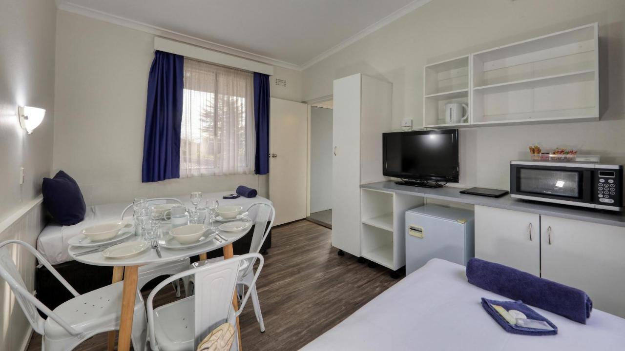 Hamilton Hume Motor Inn Yass Εξωτερικό φωτογραφία